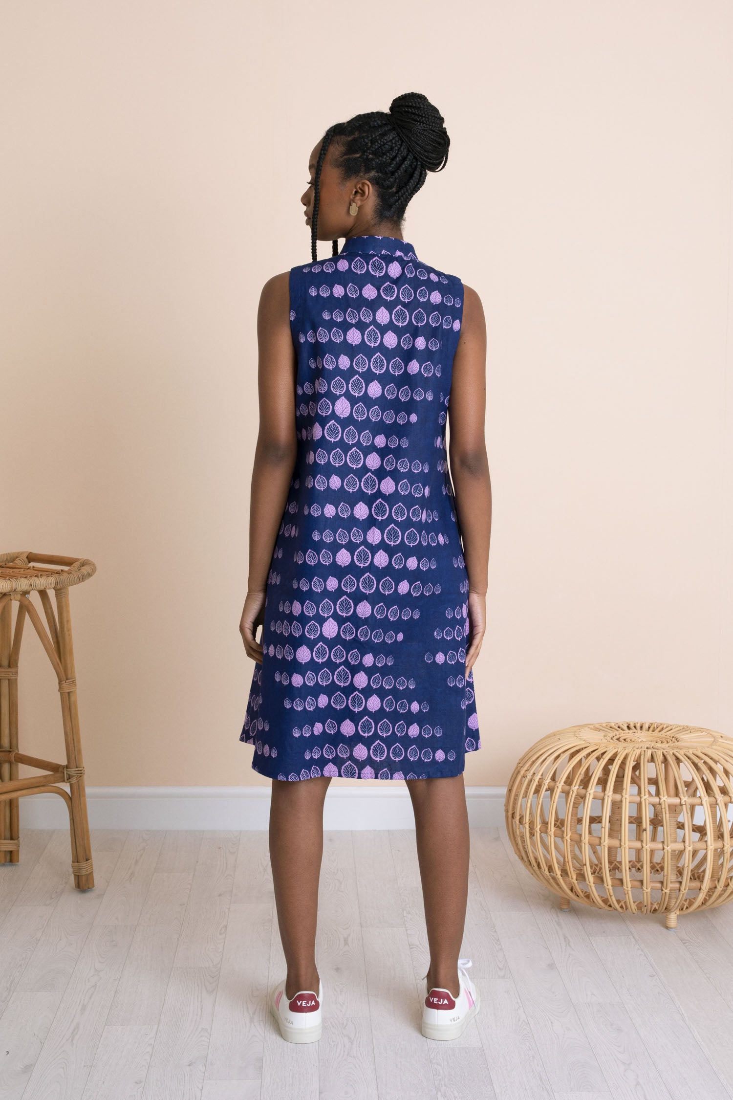 Victoria Sleeveless Shirt Dress in Purple Flora