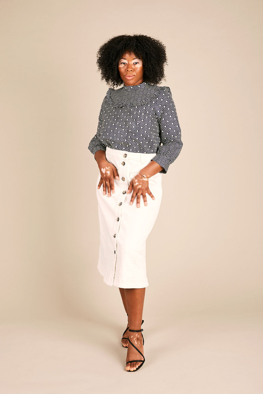 Loveness Frilly Shirt in Black Diamonds