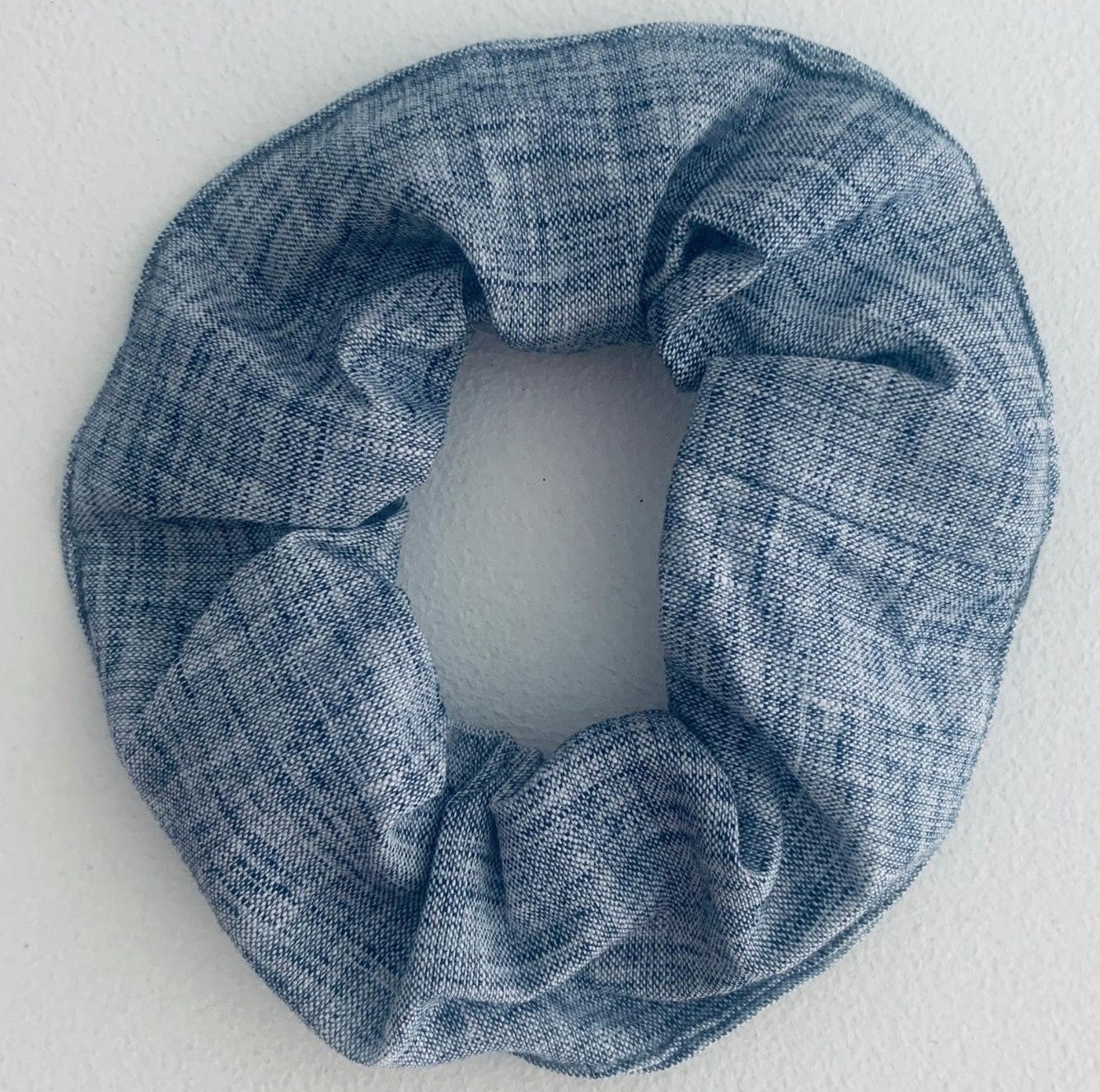 Scrunchie in Blue Linen