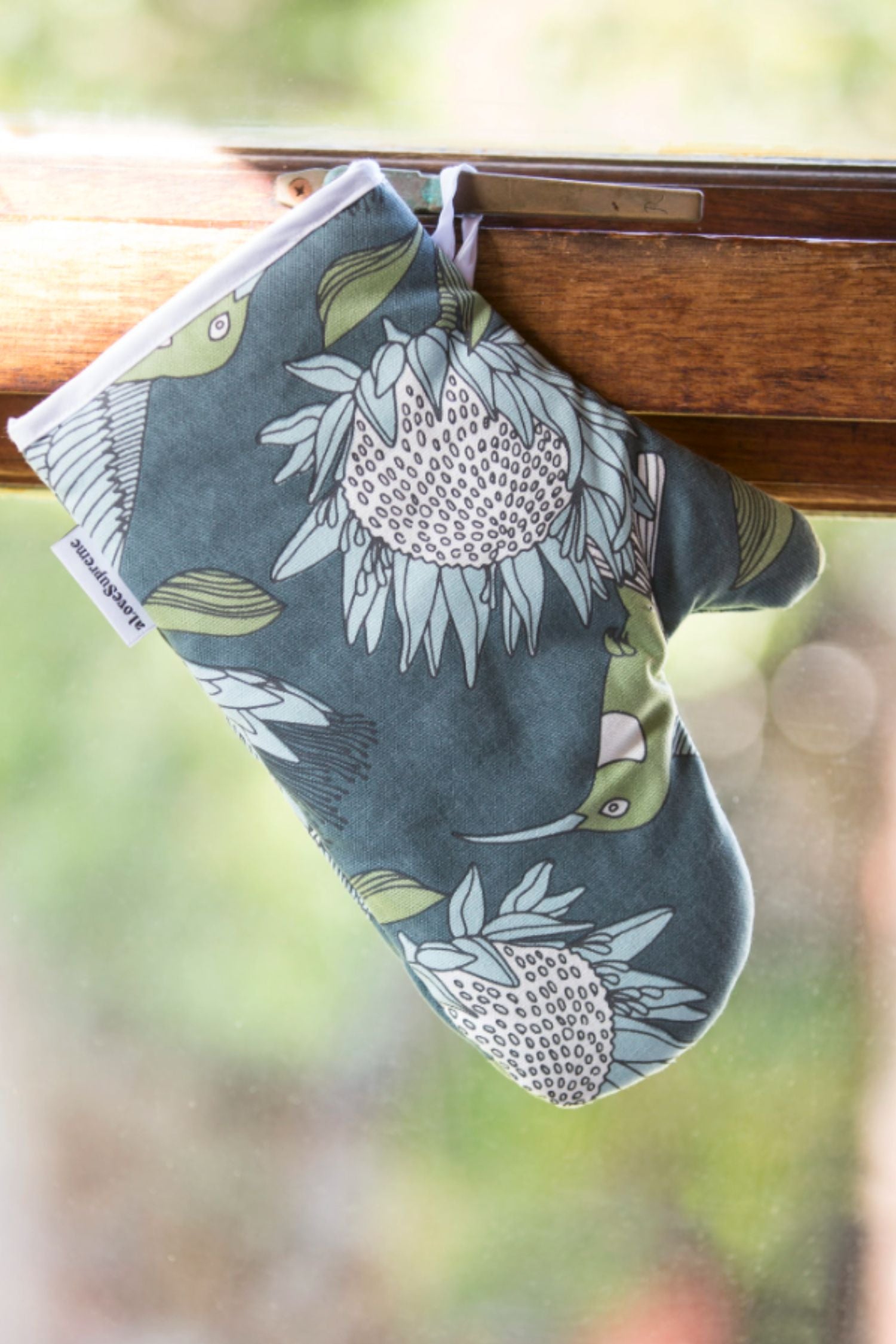 One Size Single Oven Glove - Blue Protea