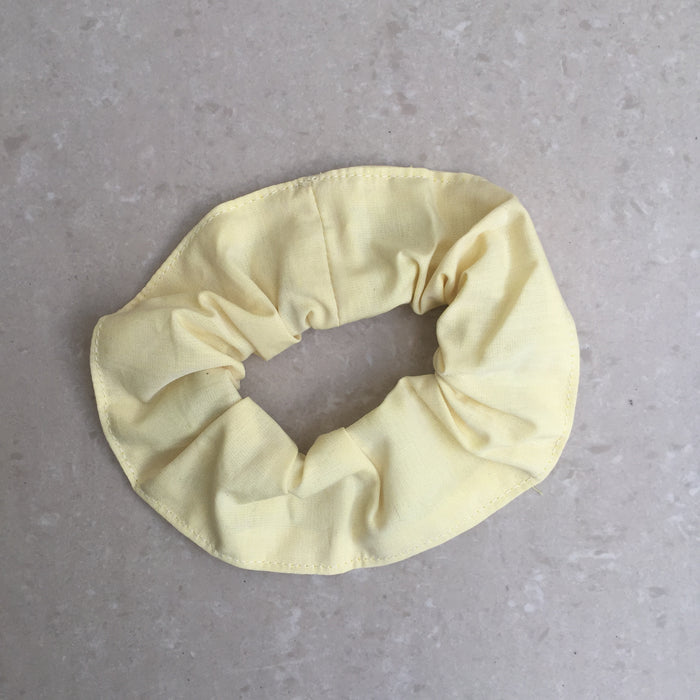 Scrunchie in yellow sorbet organic cotton - Mayamiko Sustainable Fashion