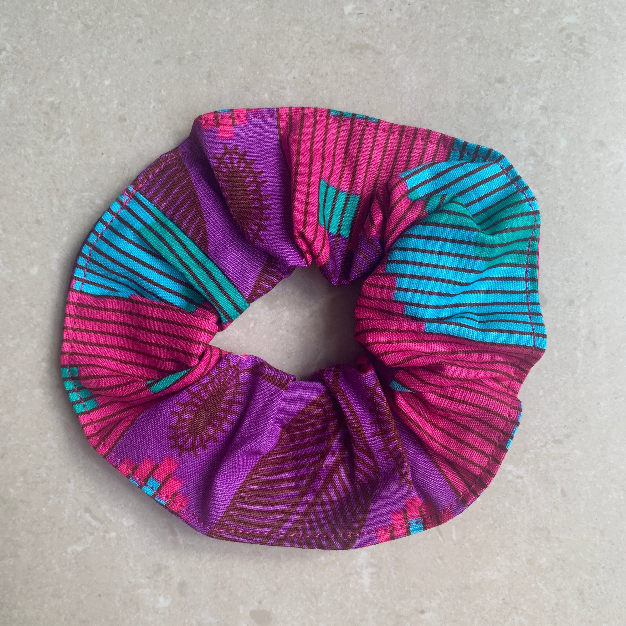 Scrunchie in Tribal Pink - Mayamiko Sustainable Fashion