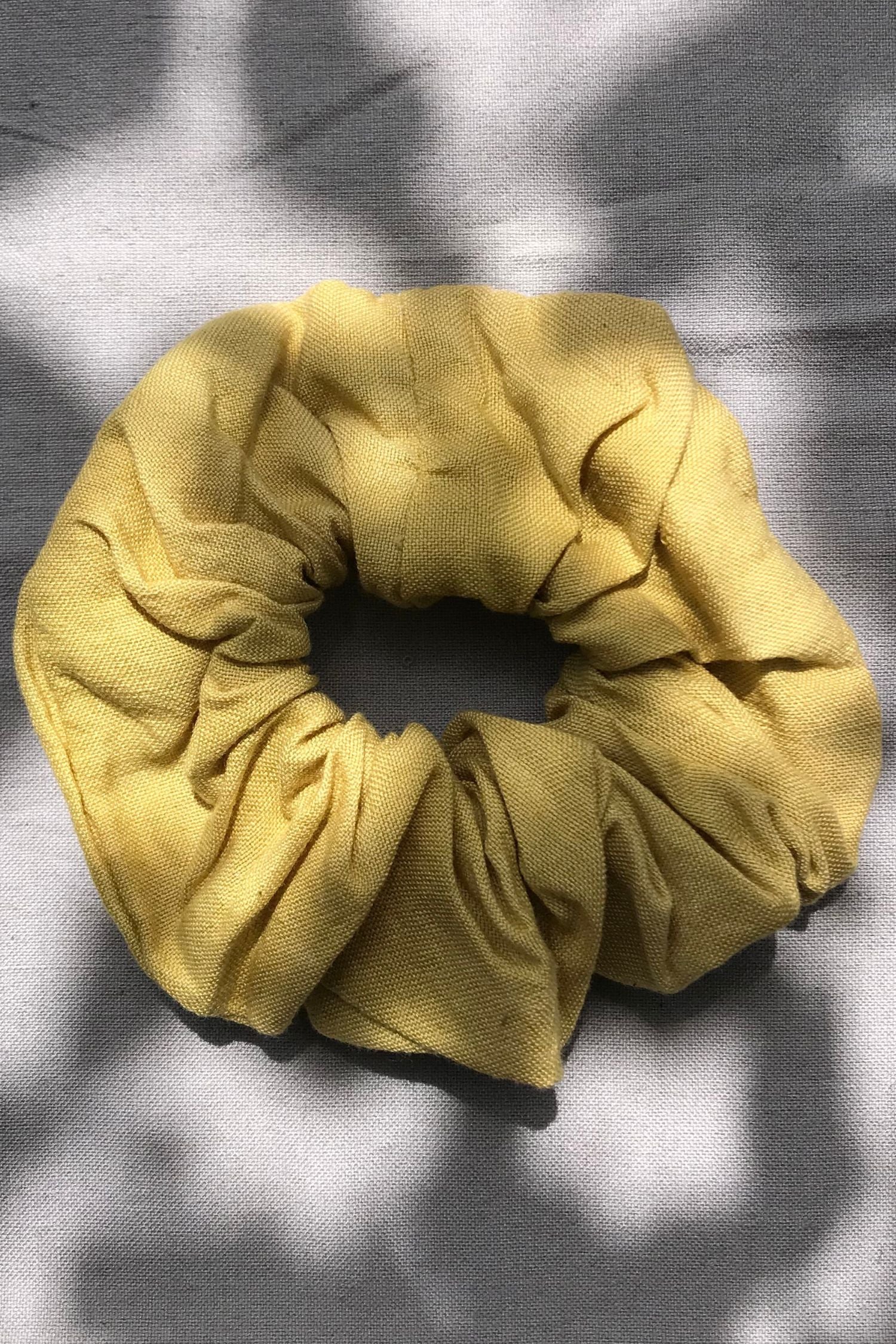 Botanical Dyed Scrunchie in Pomegranate